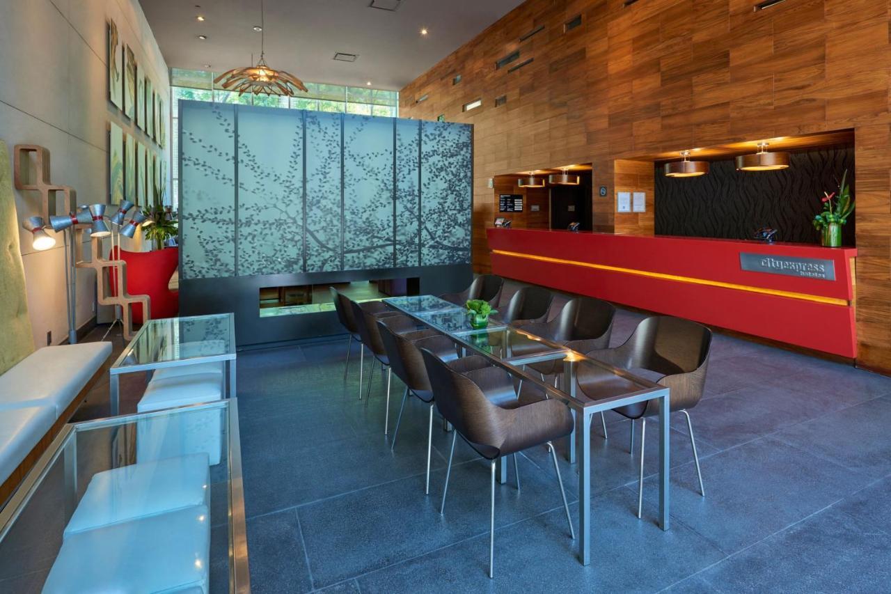 City Express Plus By Marriott Ciudad De Mexico Reforma El Angel Exterior photo